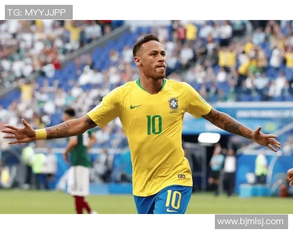 身高一米七五的足球球星如何凭实力逆袭绿茵场成为世界焦点